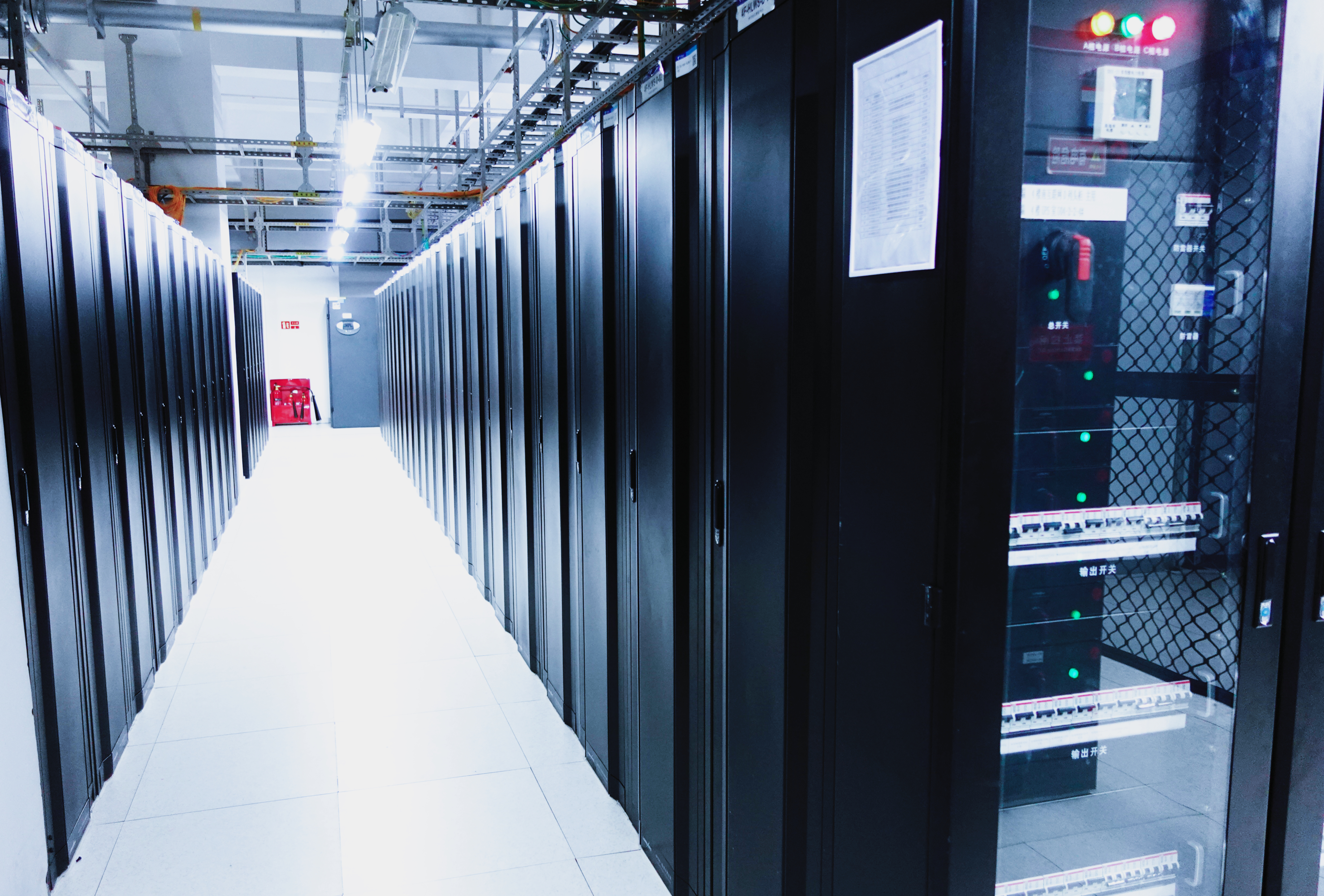 成都算力租赁价格对比：2024年GPU/AI服务器租用性价比指南