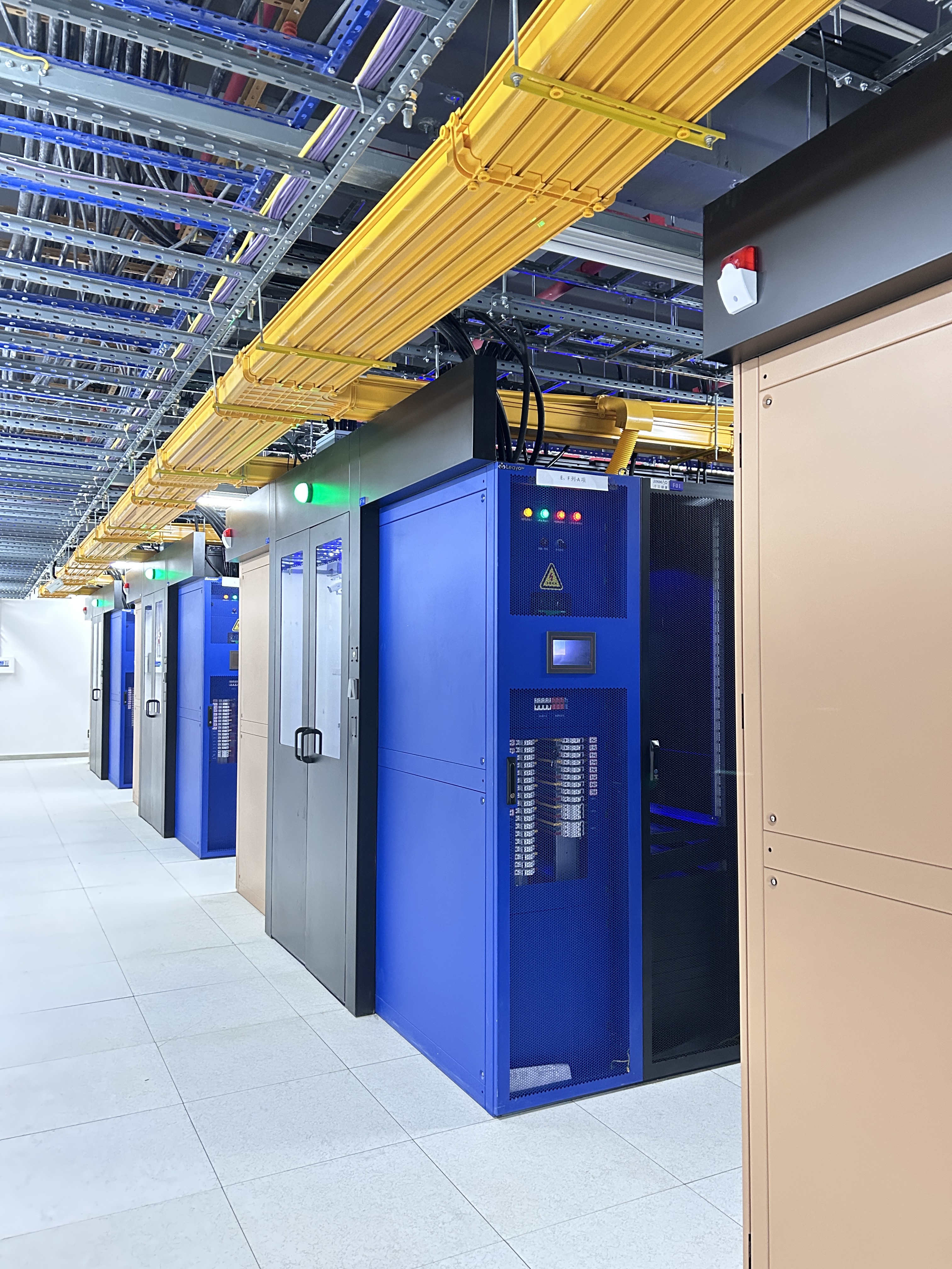 87077837-9350-4080-b769-4c5a3ed8723d